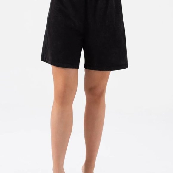 Nux Terry Boyfriend Short - Picture 4 of 4